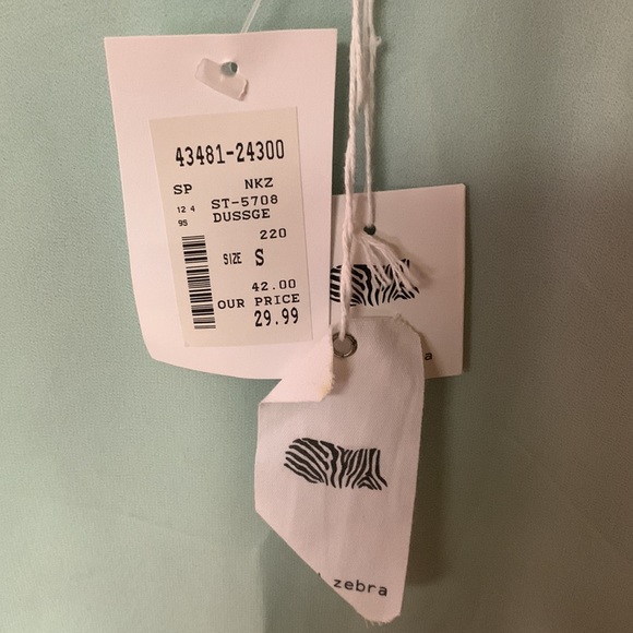 Naked Zebra NWT sea foam green size small blouse - Picture 3 of 3